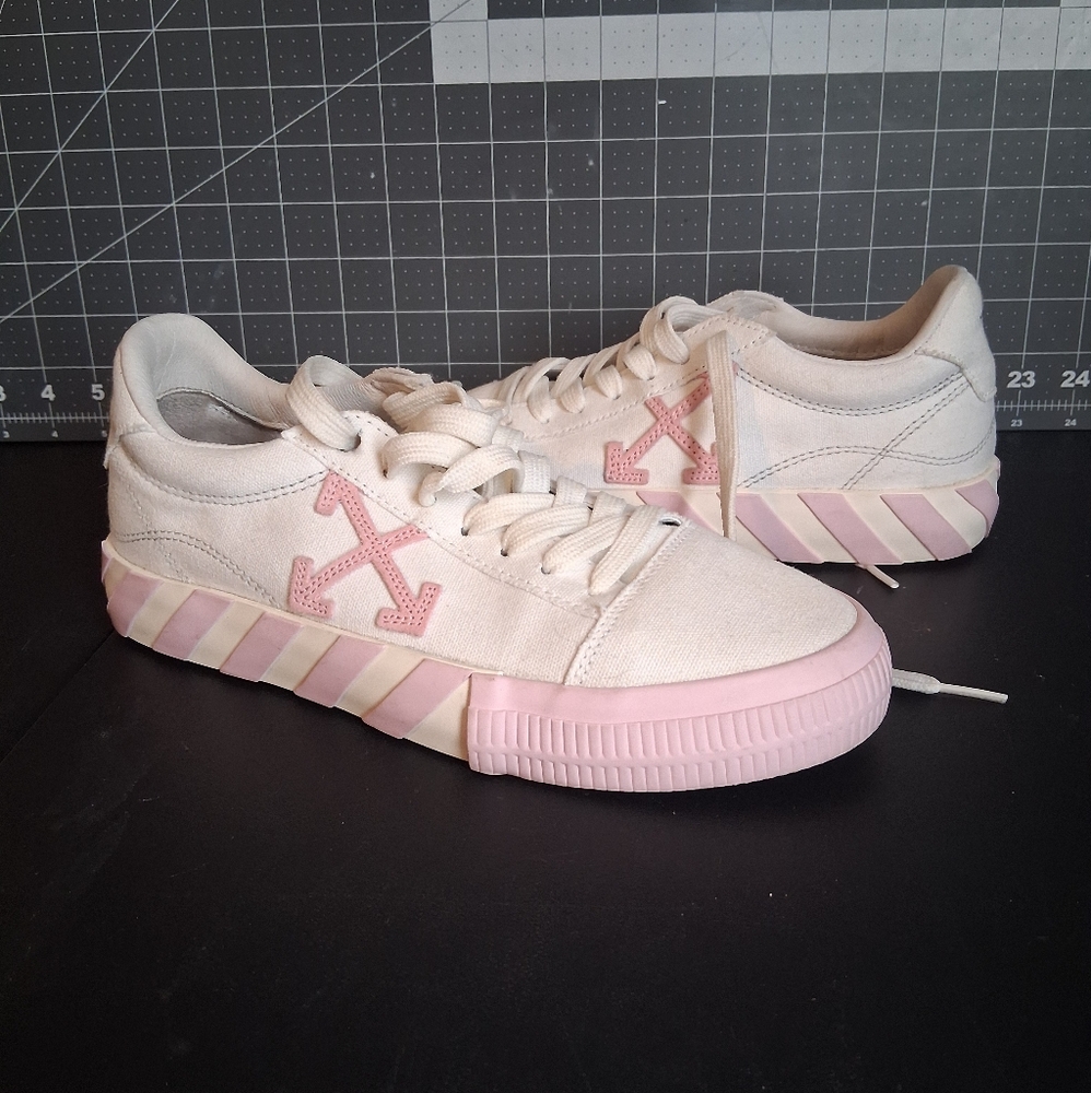 Off White Vulcanized (No Box)